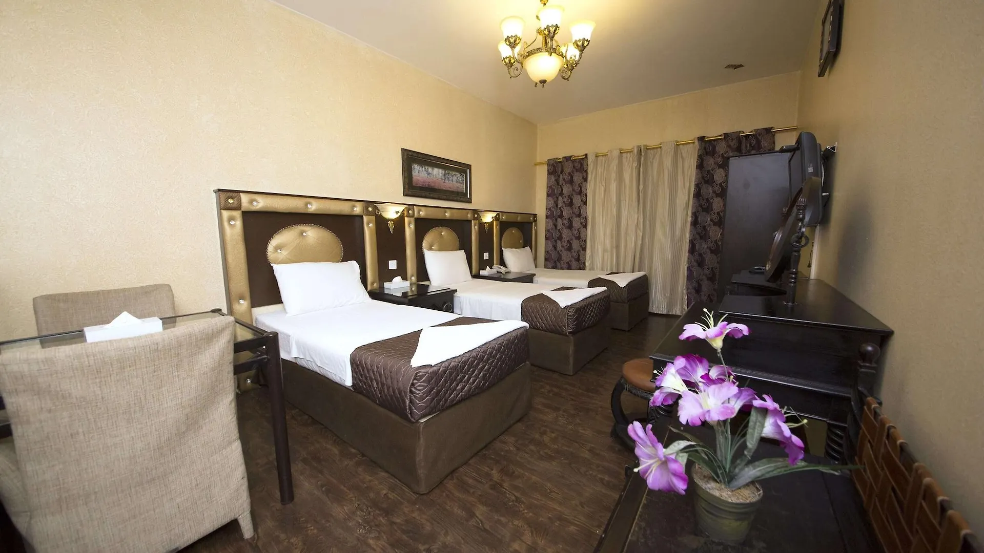 Hafez Hotel Apartments - Al Ras Metro Station Dubai